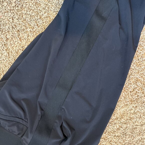 ATHLETA Brooklyn Mid Rise Ankle Pant in Black Women's Size 8 - Picture 8 of 8